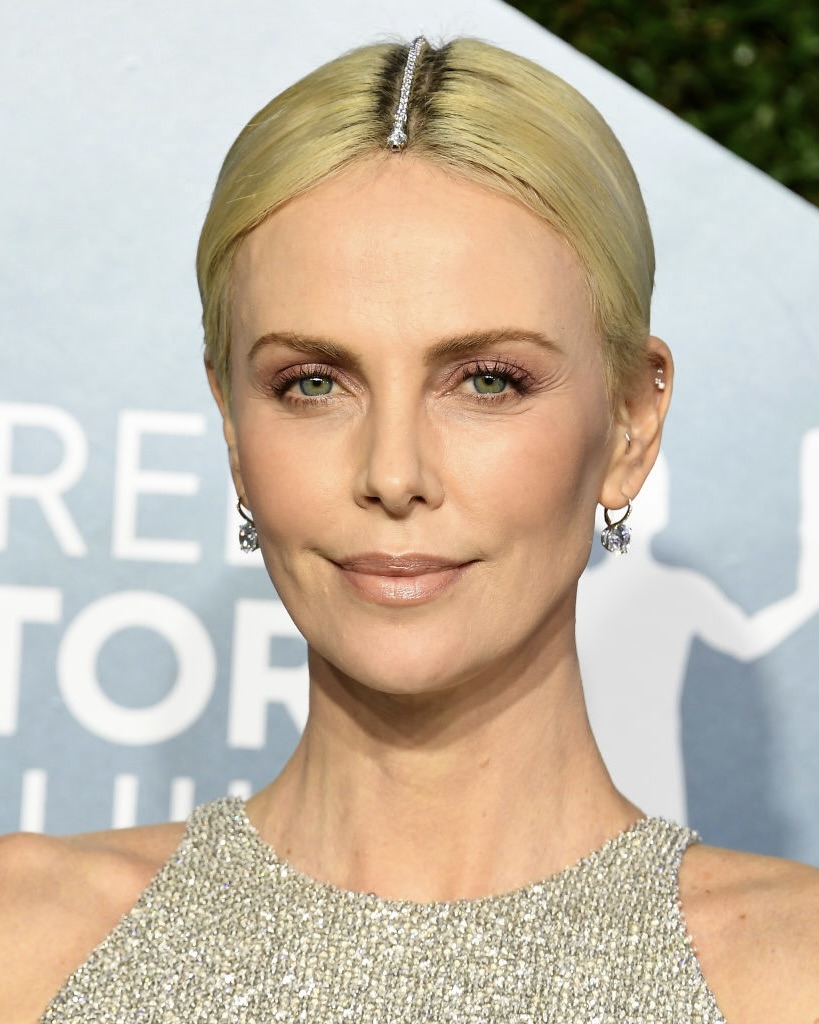 The Best Diamond Jewelry from the SAG Awards Red Carpet—Then and Now 14 Charlize Theron SAG Awards