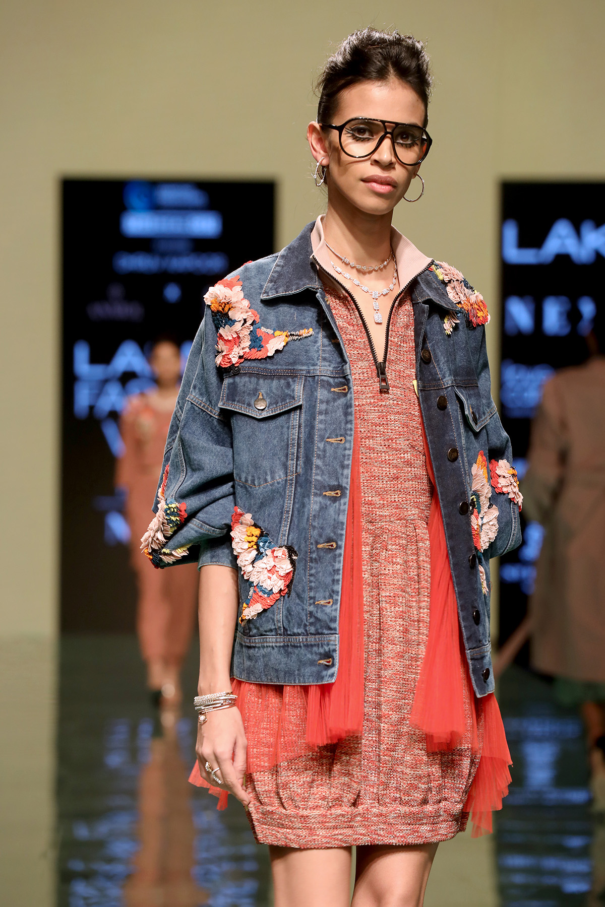 Bohemian to Retro Chic. Diamonds, A Fashionista's Best Friend 2 Diamond hoop earrings, layered choker & diamond necklace, diamond bracelets & ring by Anmol Jewelers at Lakme Fashion Week