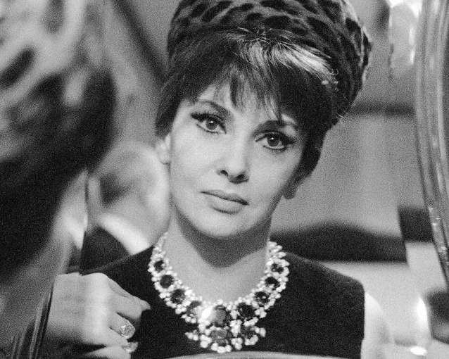 When Diamonds Stole the Show: Famous Movie Jewlery