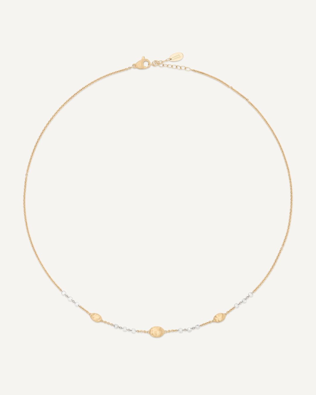 How to Expertly Wear Layered Necklaces With Tips from the Pros