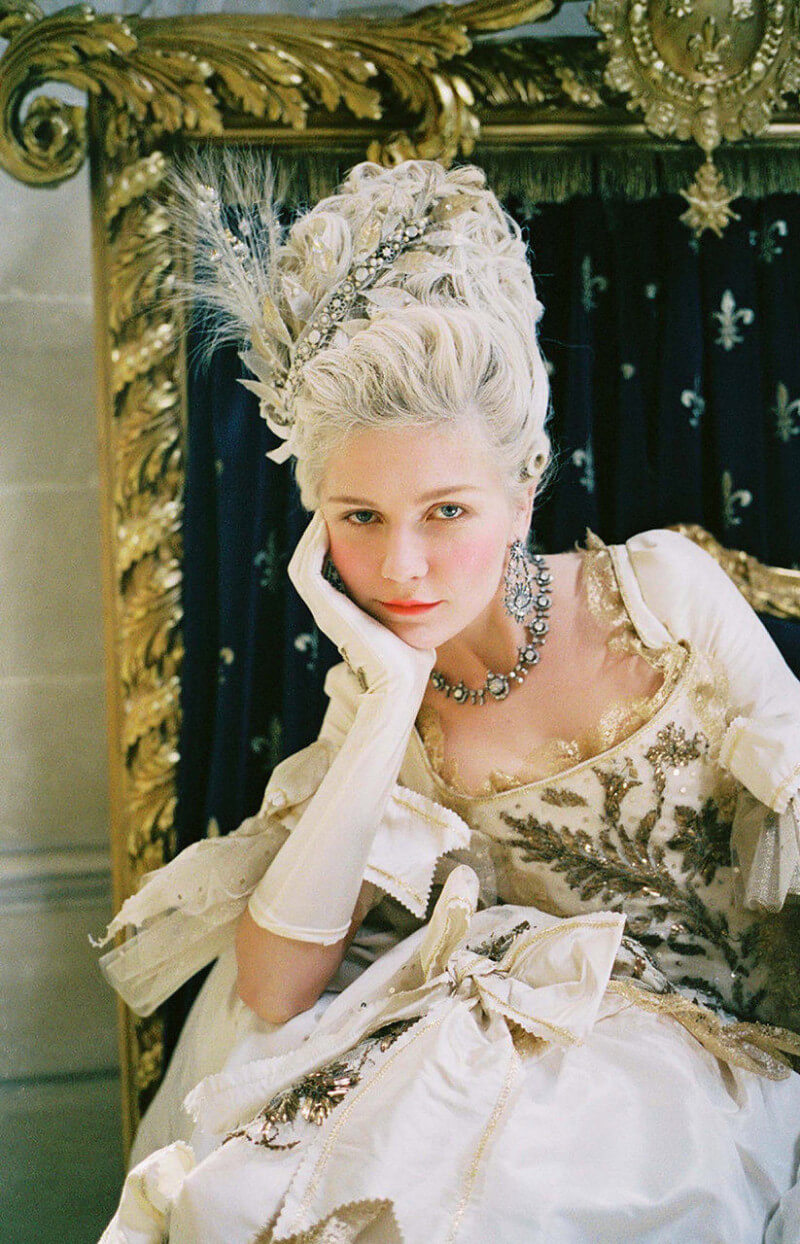 Diamonds in Movies Kirsten Dunsten in Fred Leighton in Marie Antoinette. (Image via Tumblr)
