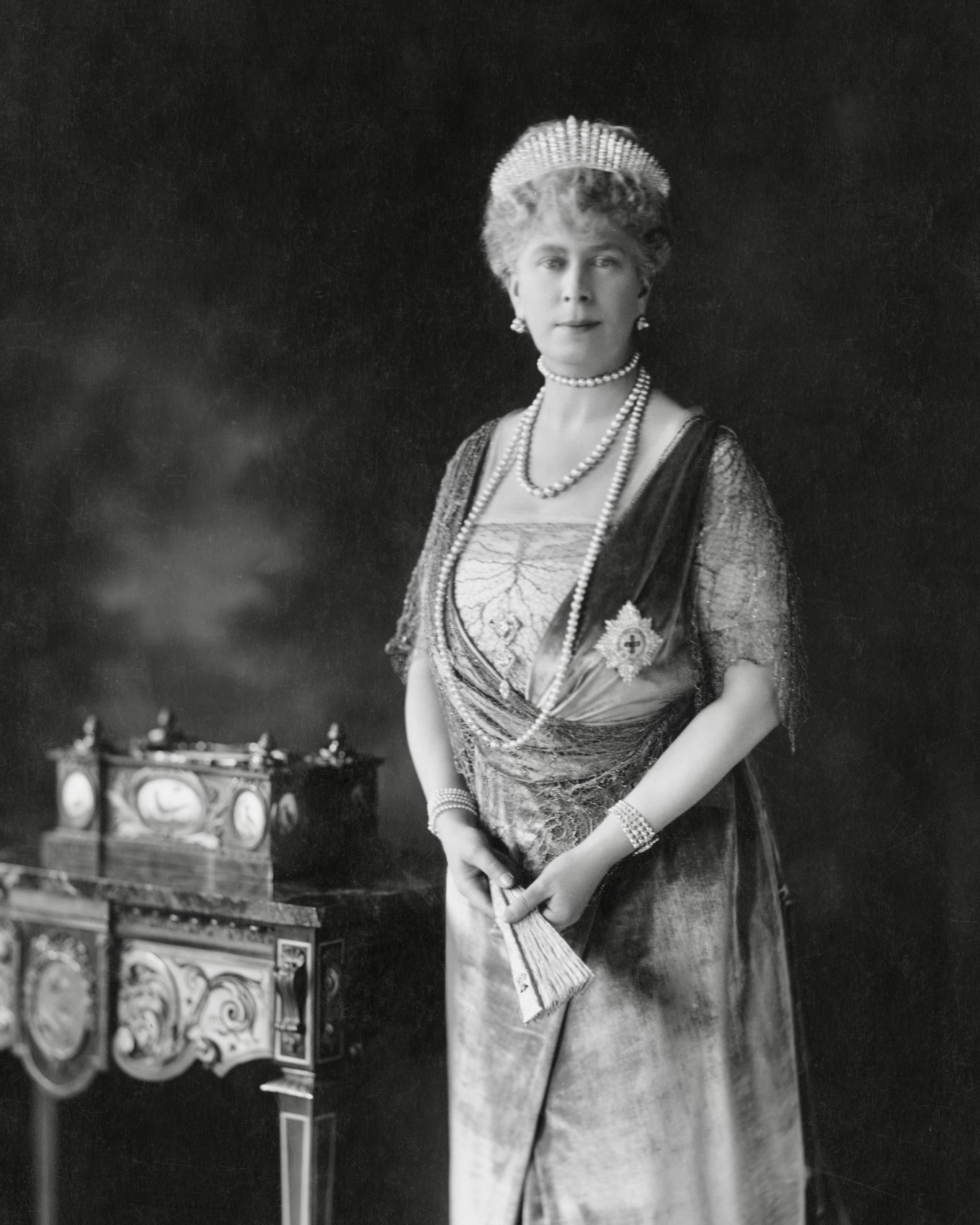 A Guide to Queen Elizabeth II's Royal Tiaras