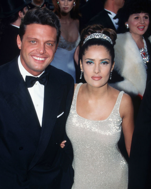 Salma Hayek wearing a vintage diamond tiara from Fred Leighton at the 1997 Oscars