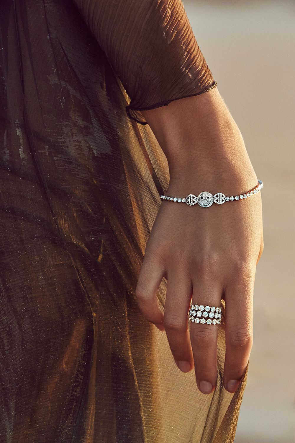 Lorraine Schwartz Reveals the Only Jewelry She’d Need on a Desert Island 3 Lorraine Schwartz Reveals the Only Jewelry She’d Need on a Desert Island
