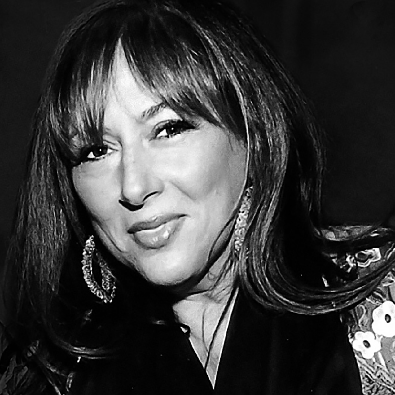 Lorraine Schwartz Reveals the Only Jewelry She’d Need on a Desert