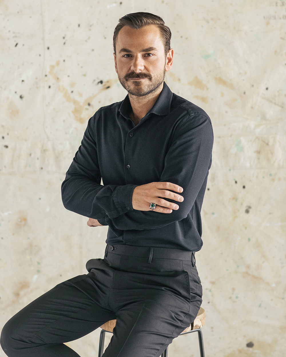 Step Into the Design Universe of Nikos Koulis 1 Step Into the Design Universe of Nikos Koulis