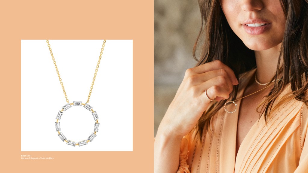 Circular, baguette diamond pendant necklace from Eriness.