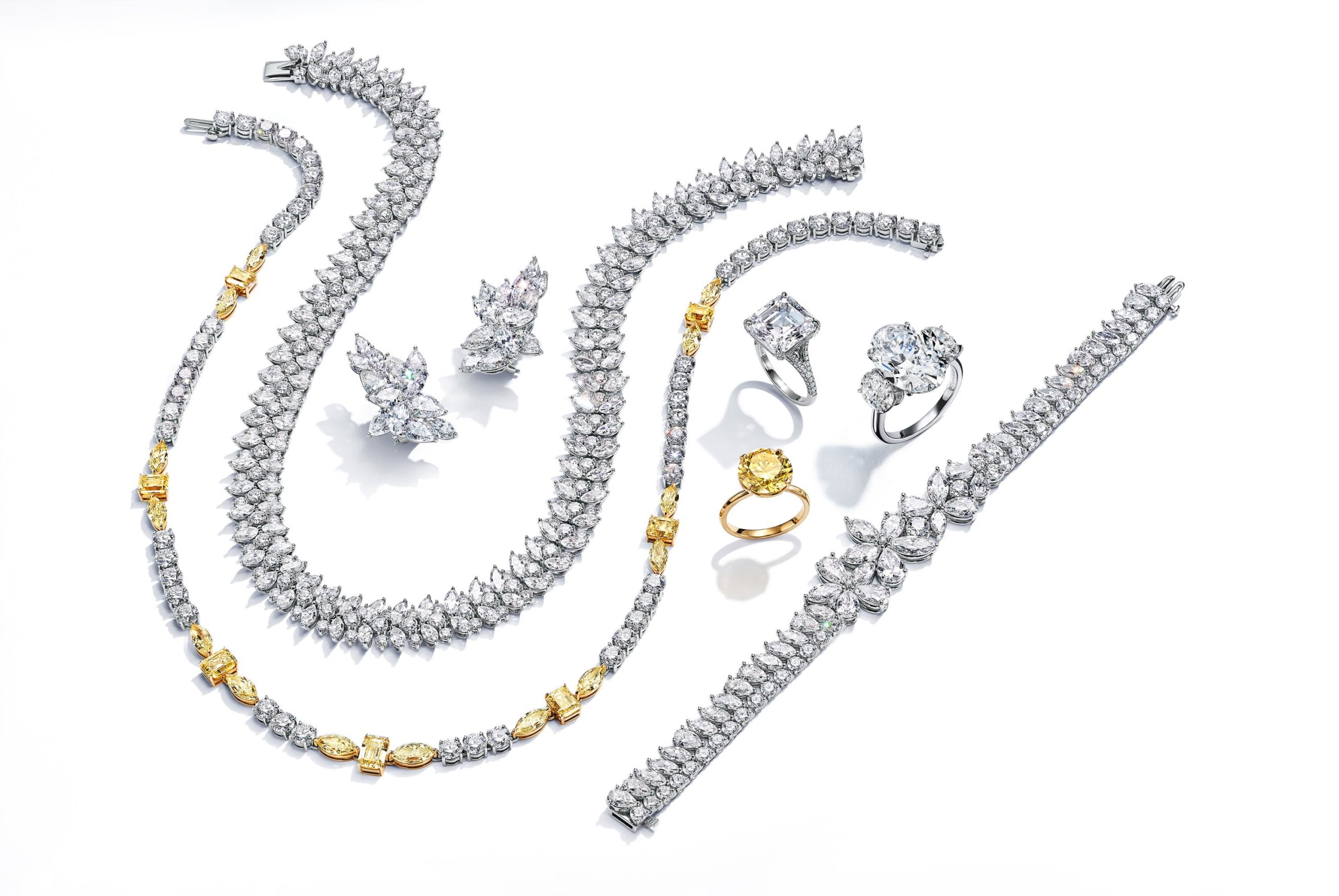 Death on the Nile's diamond necklaces, diamond earrings, diamond rings & diamond bracelet from Tiffany Victoria collection