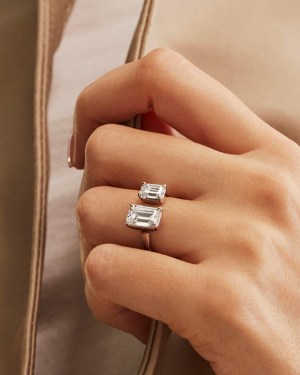 Modern Minimalist Diamond Rings