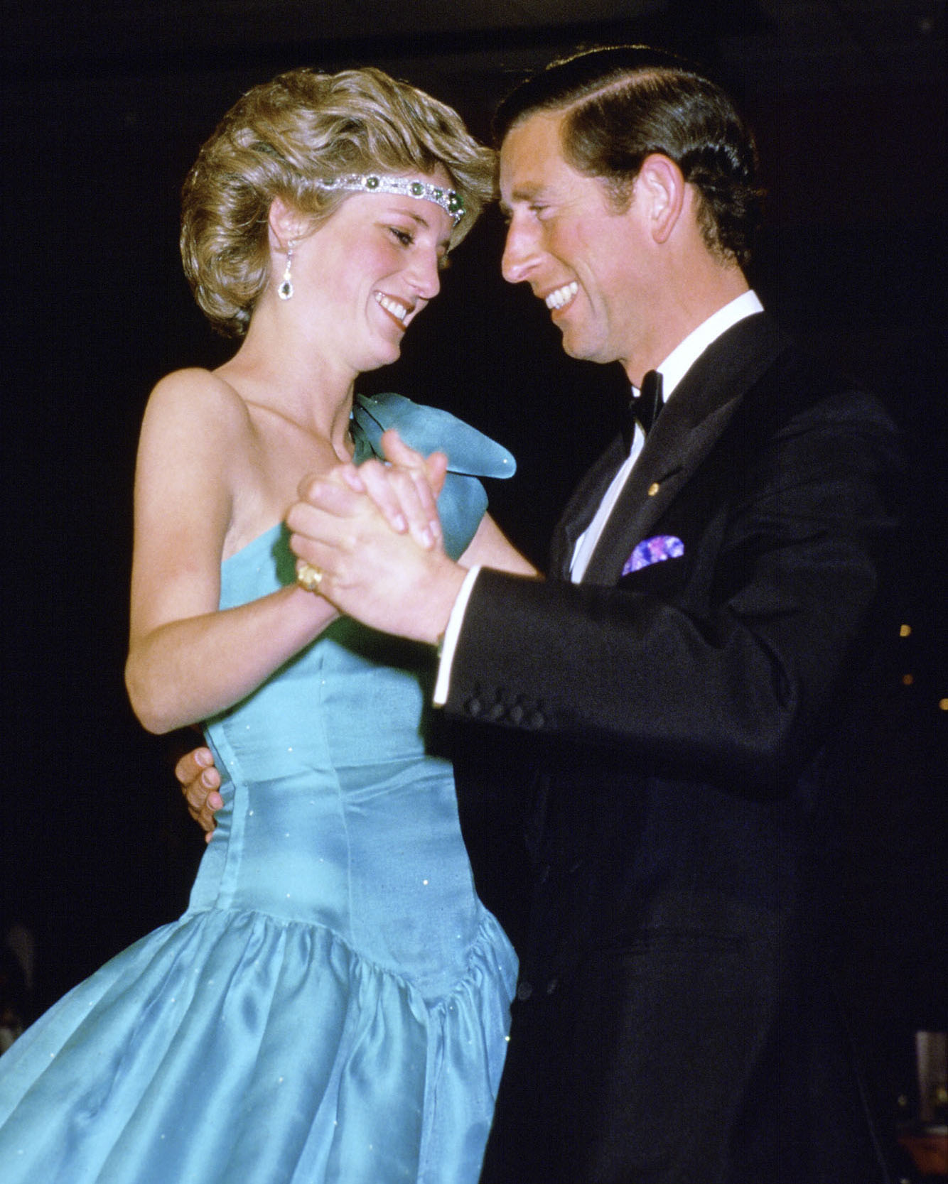 Princess Diana and Prince Charles Dancing In Melbourne During Their Tour Of Australia emerald and diamond headband