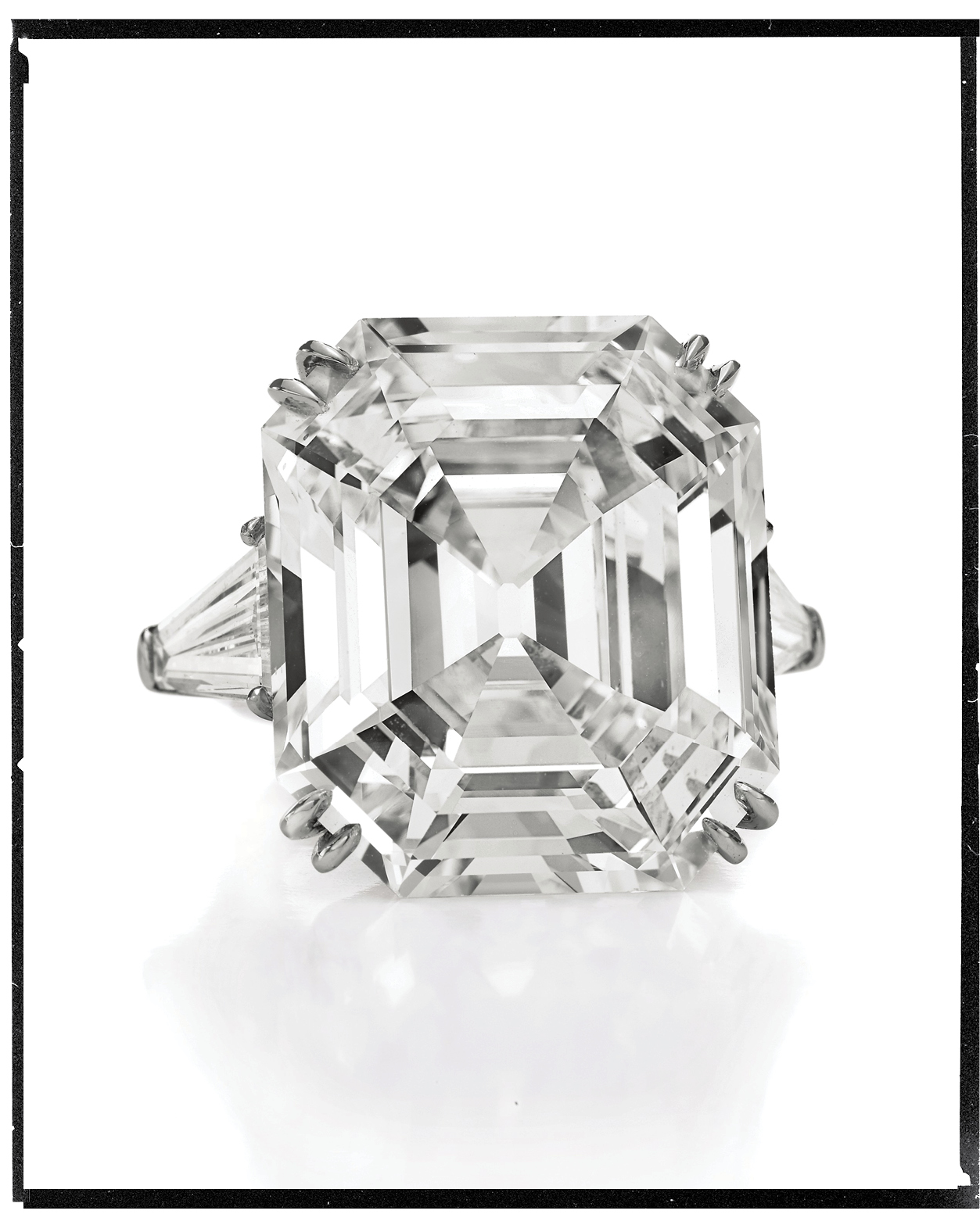 From “Krupp Diamond” to “Elizabeth Taylor Diamond” 4 From “Krupp Diamond” to “Elizabeth Taylor Diamond”