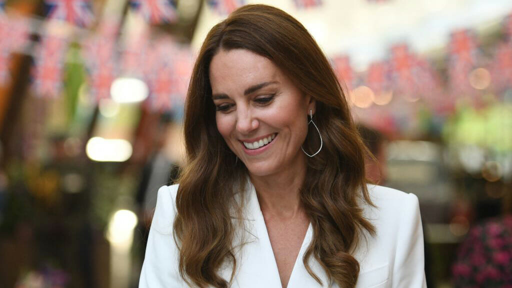 Kiki McDonough Green Amethyst Oval Drop  Diamond Earrings  Kate Middleton  Earrings  Kates Closet