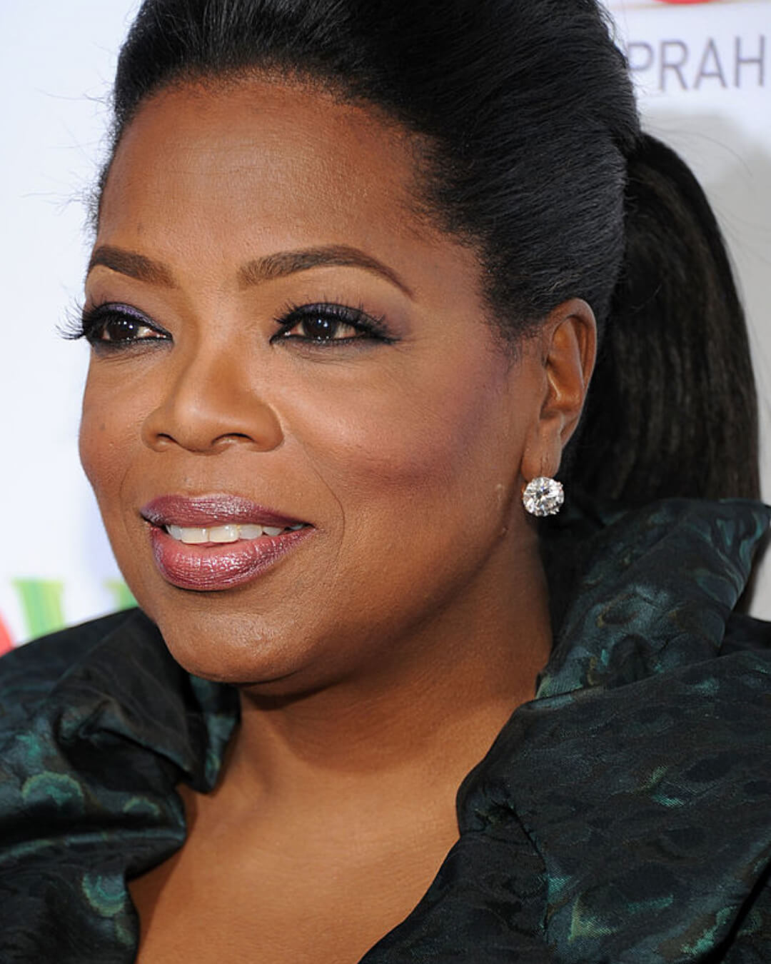 Oprah wearing diamond studs
