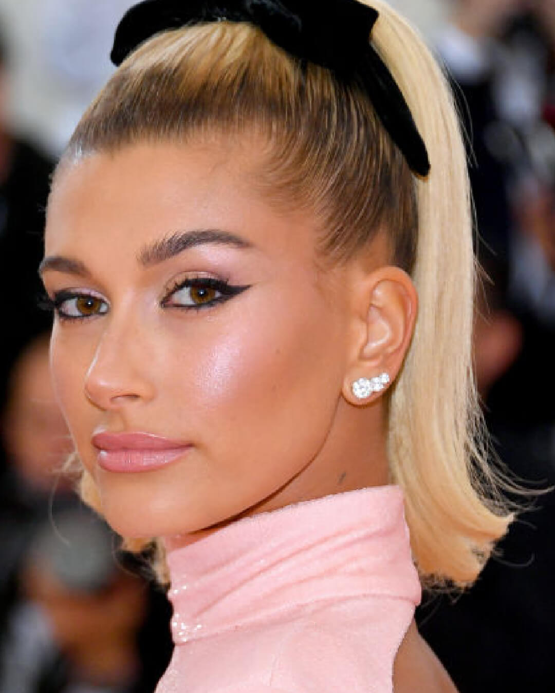 Hailey Beiber wearing diamond studs