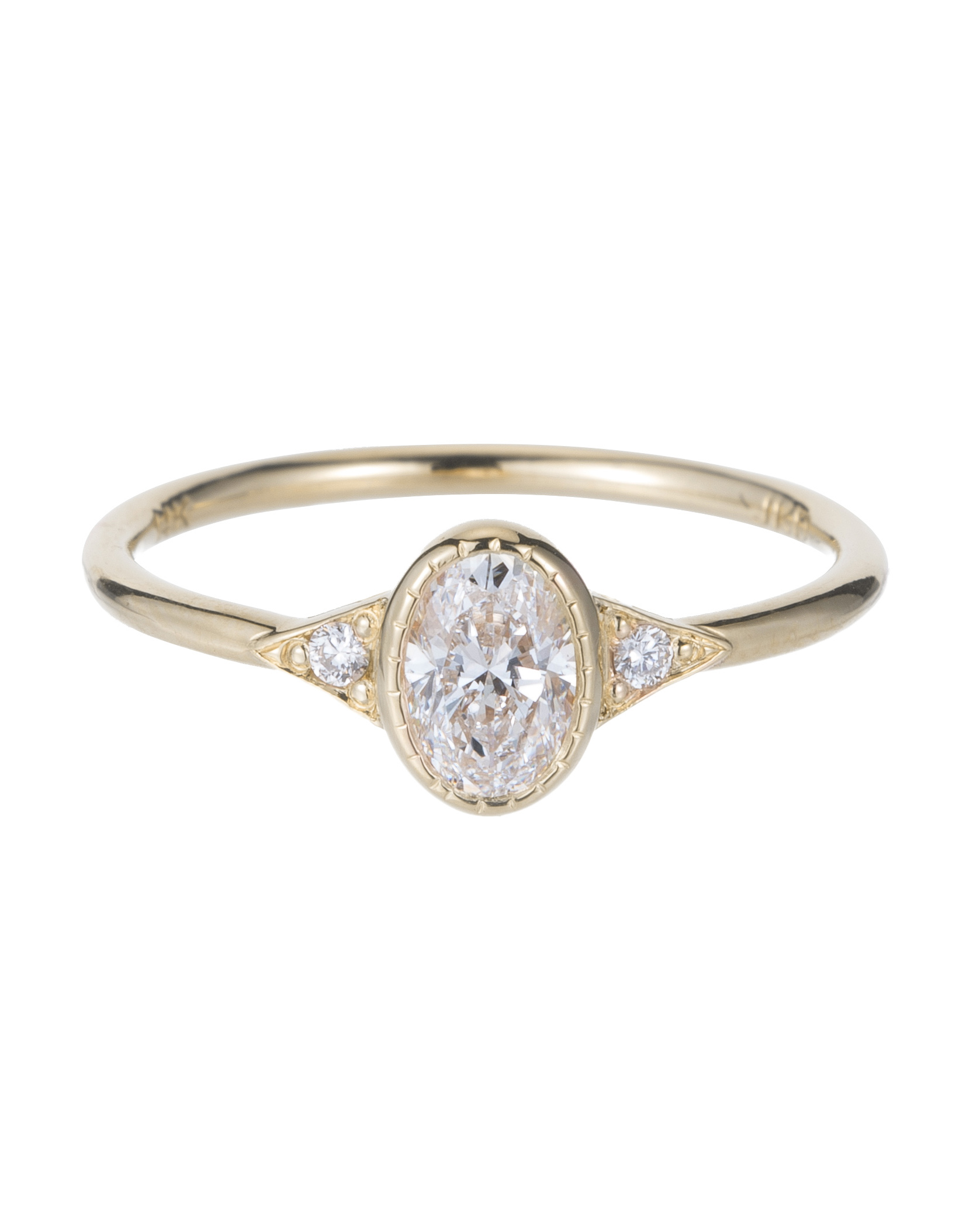 The Zoe Report: 22 Diamond Engagement Rings Under $5K