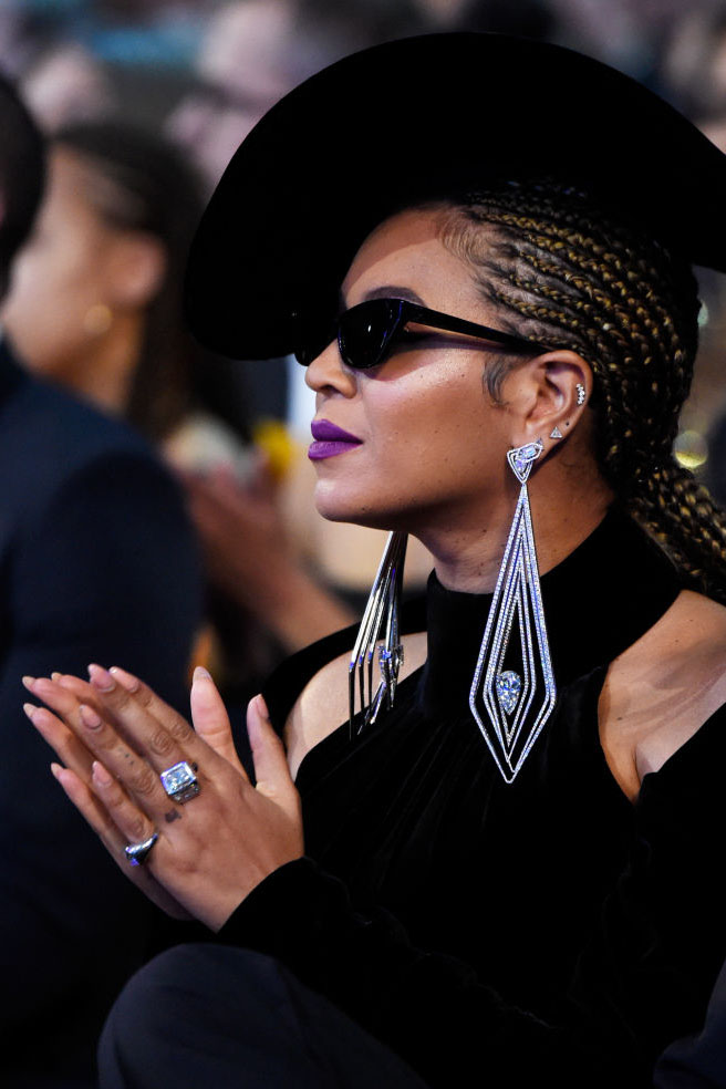 Diamond Duet A Look Back at the Lorraine Schwartz Jewels Beyonce Has Worn to the Grammys Only Natural Diamonds