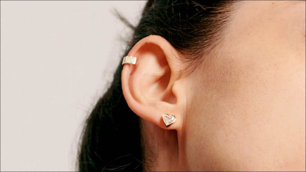 Hamilton Jewelers Diamond Heart Stud Earrings