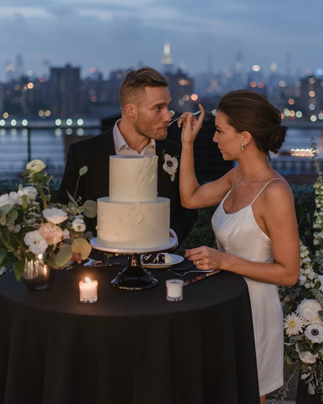 Connor Jones and Stephanie Fasano wedding cake.