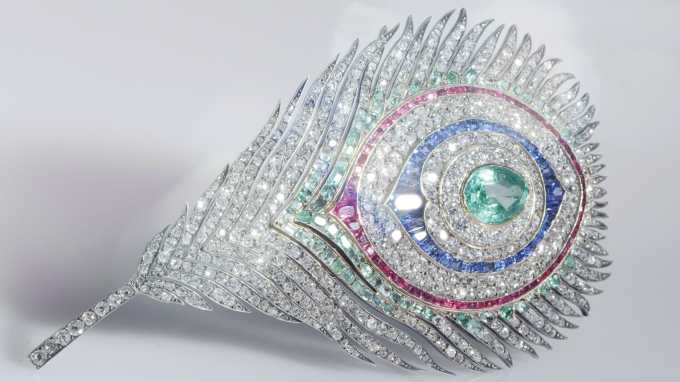 diamond peacock feather jewelry Peacock feather diamond brooch masterpiece bought by Empress Eugénie Bonaparte in 1868.