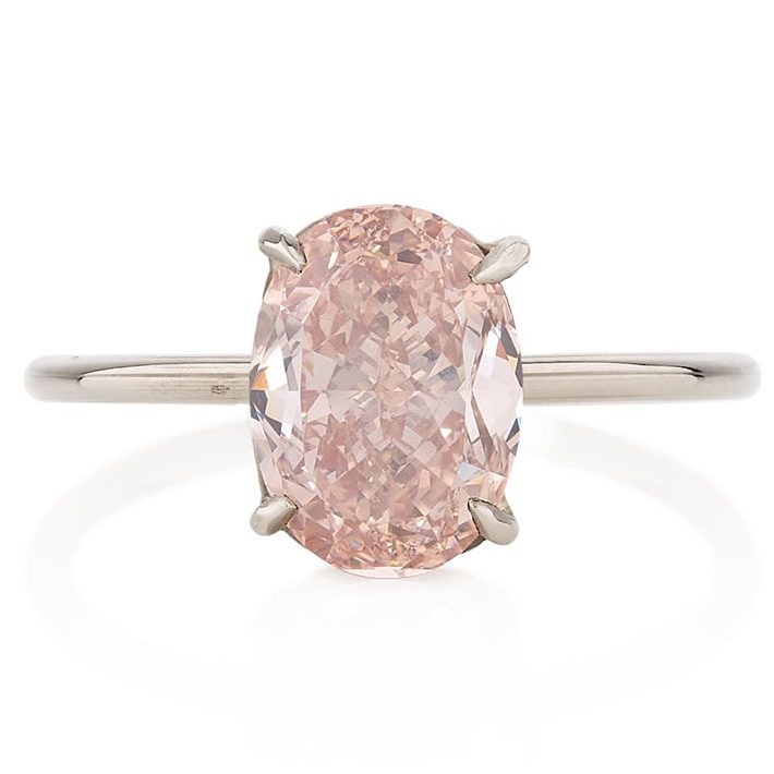 How to Buy an Engagement Ring at a Jewelry Auction, According to Experts
