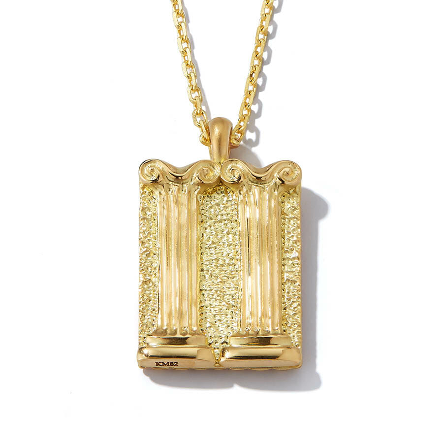 Gemini Zodiac Pendant Necklace with Diamonds