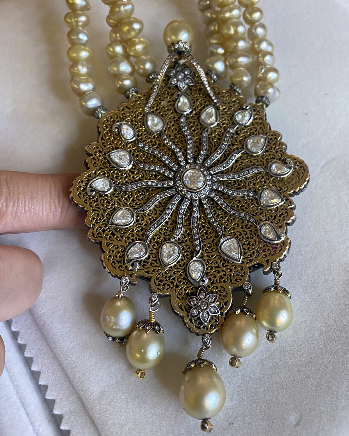 Antique diamond and pearl necklace.