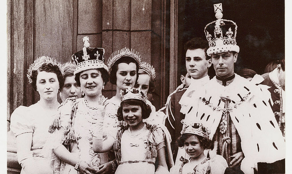 The Royal Family, 1937. koh-i-noor diamond