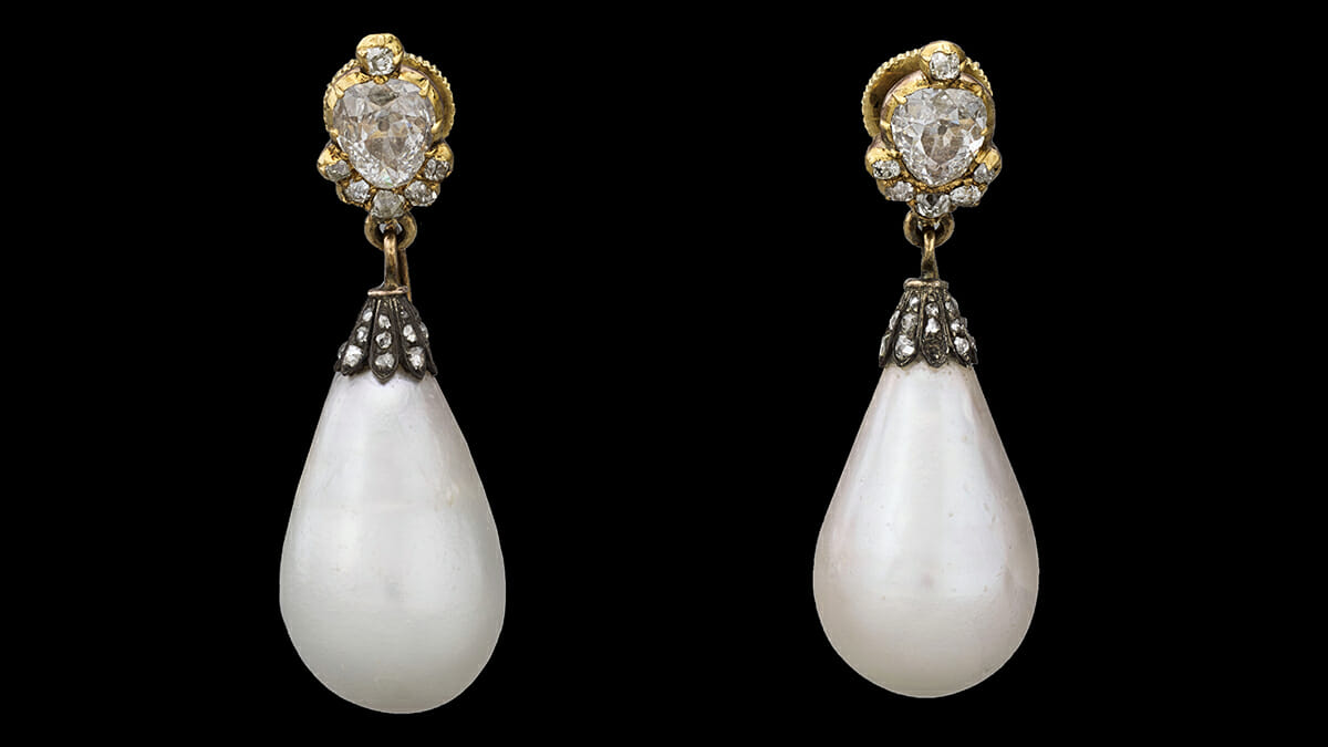 Chaumet exhibit featuring Pair of Gold, Silver, Natural Pearls and Diamond Earrings