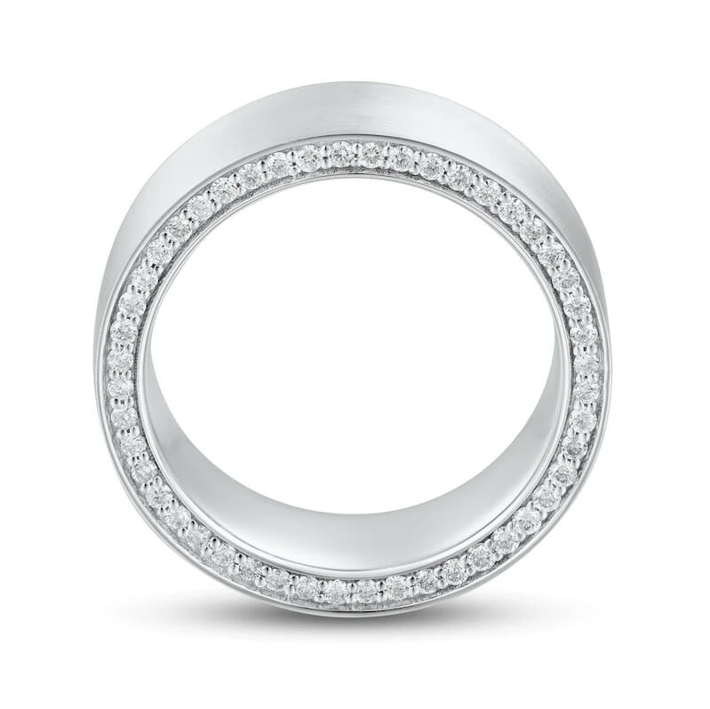 Wedding Jewelry Inspiration for Same-Sex and Non-Binary Couples, From Someone Who Struggled to Find It Themselves 12 Wedding Jewelry Inspiration for Same-Sex and Non-Binary Couples, From Someone Who Struggled to Find It Themselves