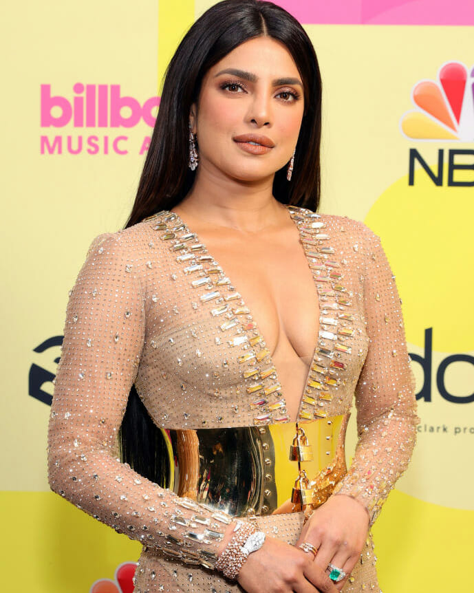 Priyanka Chopra Jonas Billboard Music Awards red carpet diamond jewelry look