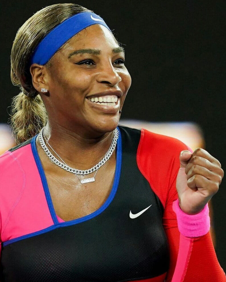 Serena Williams wearing diamond jewelry during tennis match stylish athletes
