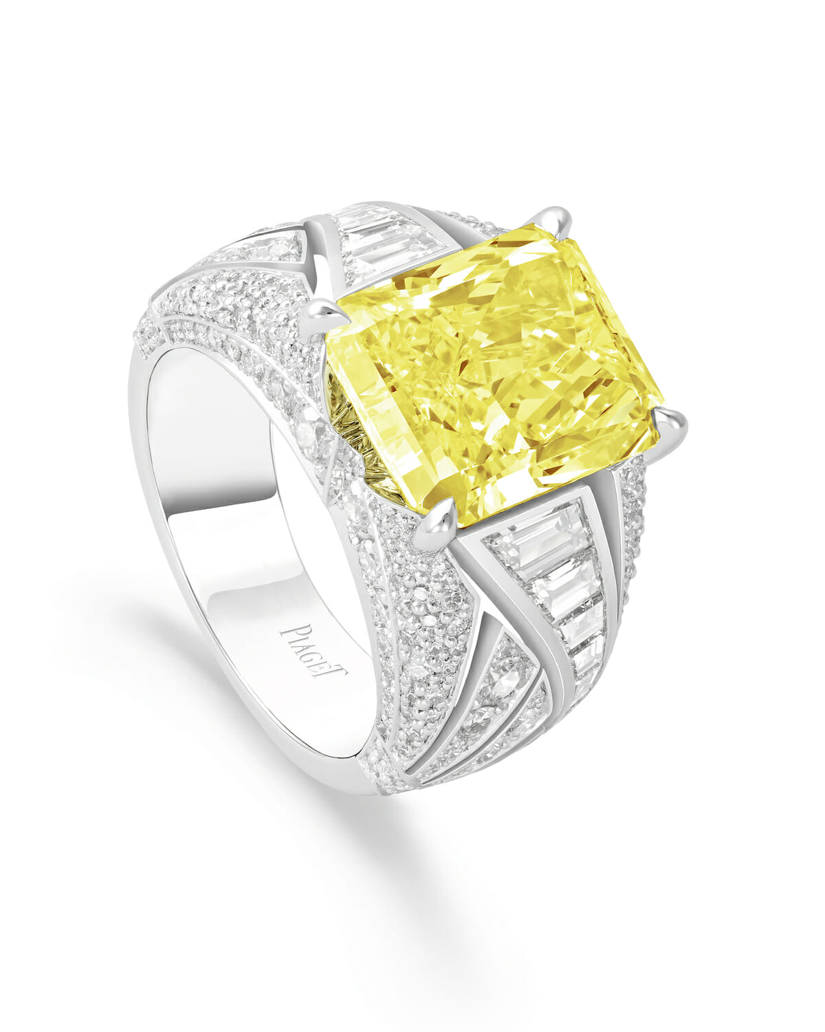 Les plus beaux diamants des collections de haute joaillerie de juin et juillet 70 Les plus beaux diamants des collections de haute joaillerie de juin et juillet