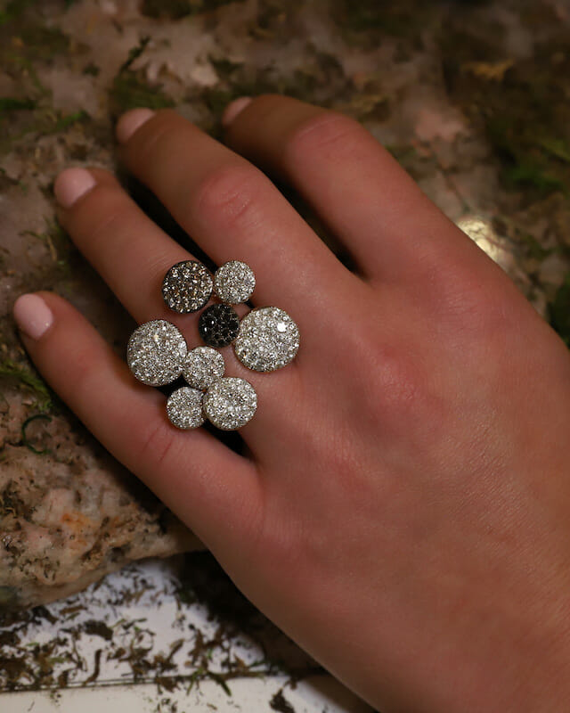 pomellato diamond flower ring 70s inspired couture
