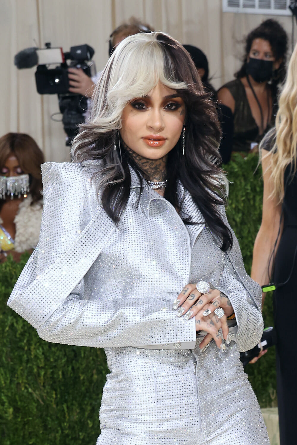 2021 met gala jewelry looks diamonds red carpet kehlani rings necklace roman malakov