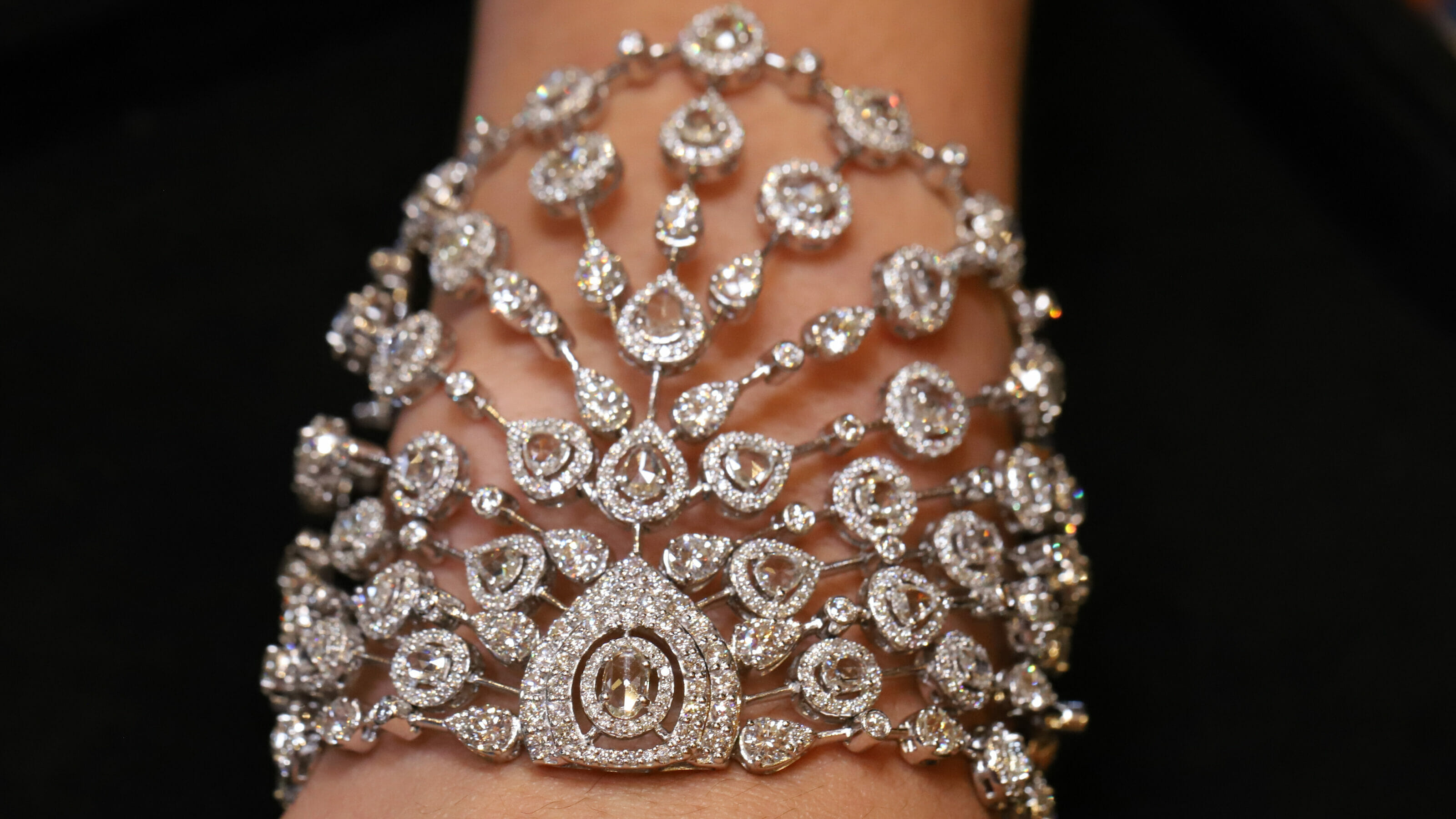 indian jewelry designers diamond bracelet
