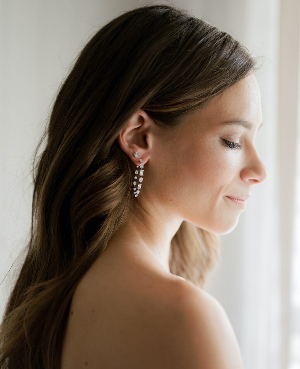 modern bride wedding dress style diamond jewelry kwiat hoop earrings