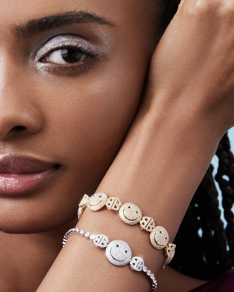 Play With Diamonds For Your Most Fun Jewelry Look Yet 7 Fun jewelry: play with Lorraine Schwartz happy smile bracelets