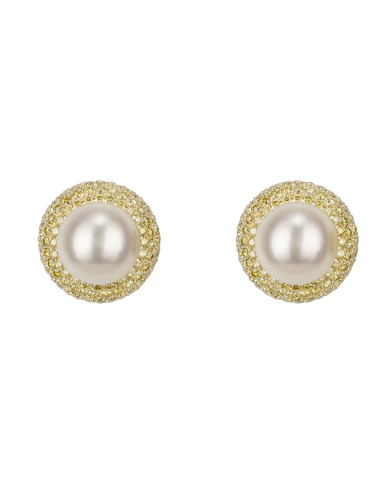 EXCLUSIVE: How This Designer Re-Imagined Princess Diana's Jewelry for "Spencer" 4 princess diana jewelry spencer diamond pearl earrings