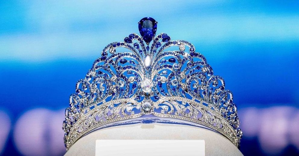 Tout ce que vous devez savoir sur la couronne en diamants de Miss Univers -  Only Natural Diamonds