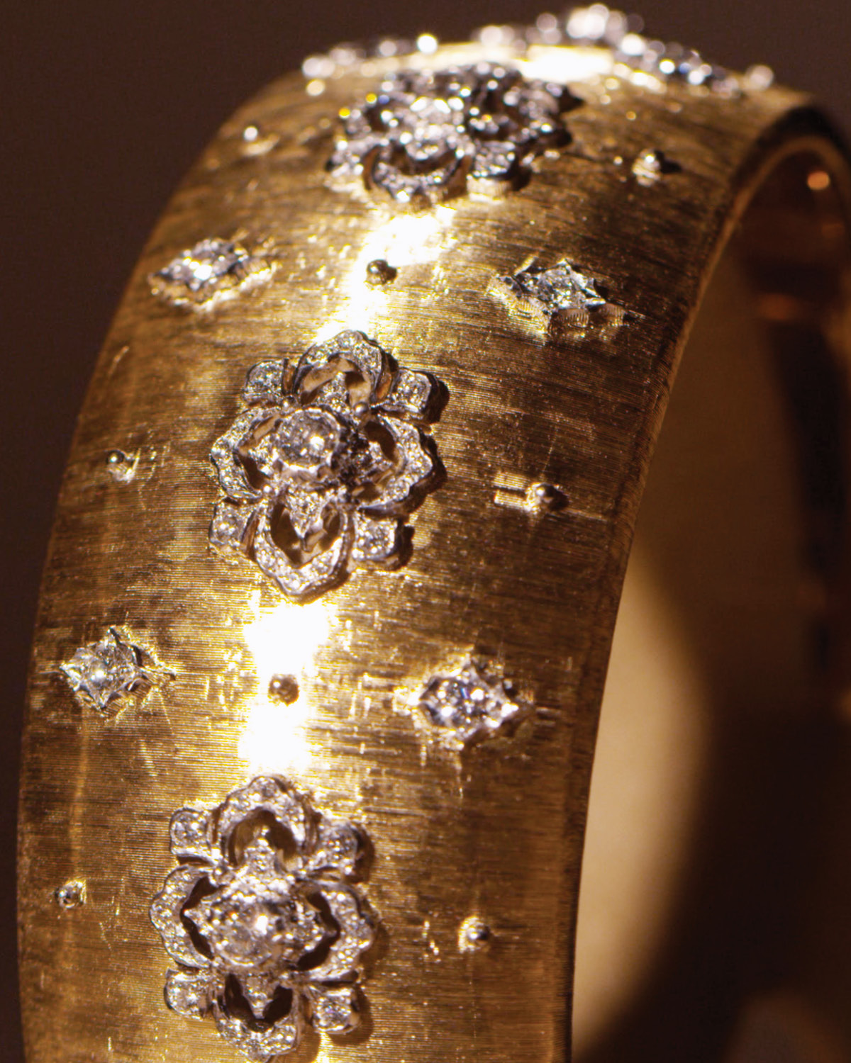 The Buccellati cuff bracelet.
