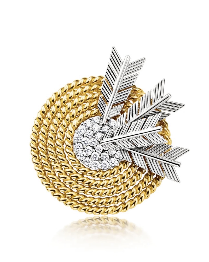 Carrie Bradshaw's Best Jewelry In ‘And Just Like That…’ and ‘Sex and The City’ 41 Carrie Bradshaw's Best Jewelry In ‘And Just Like That…’ and ‘Sex and The City’