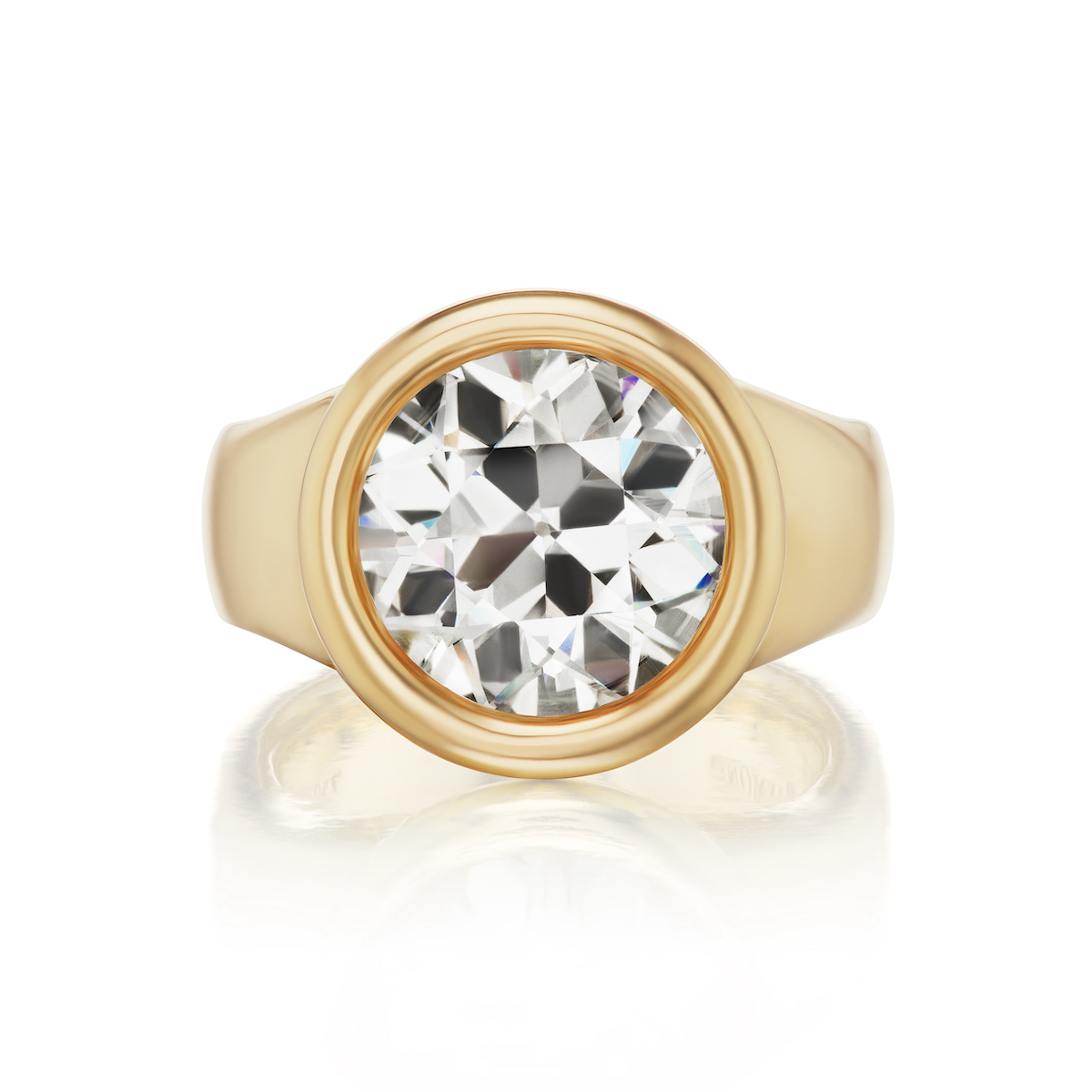 briony raymond diamond engagement ring look bigger 