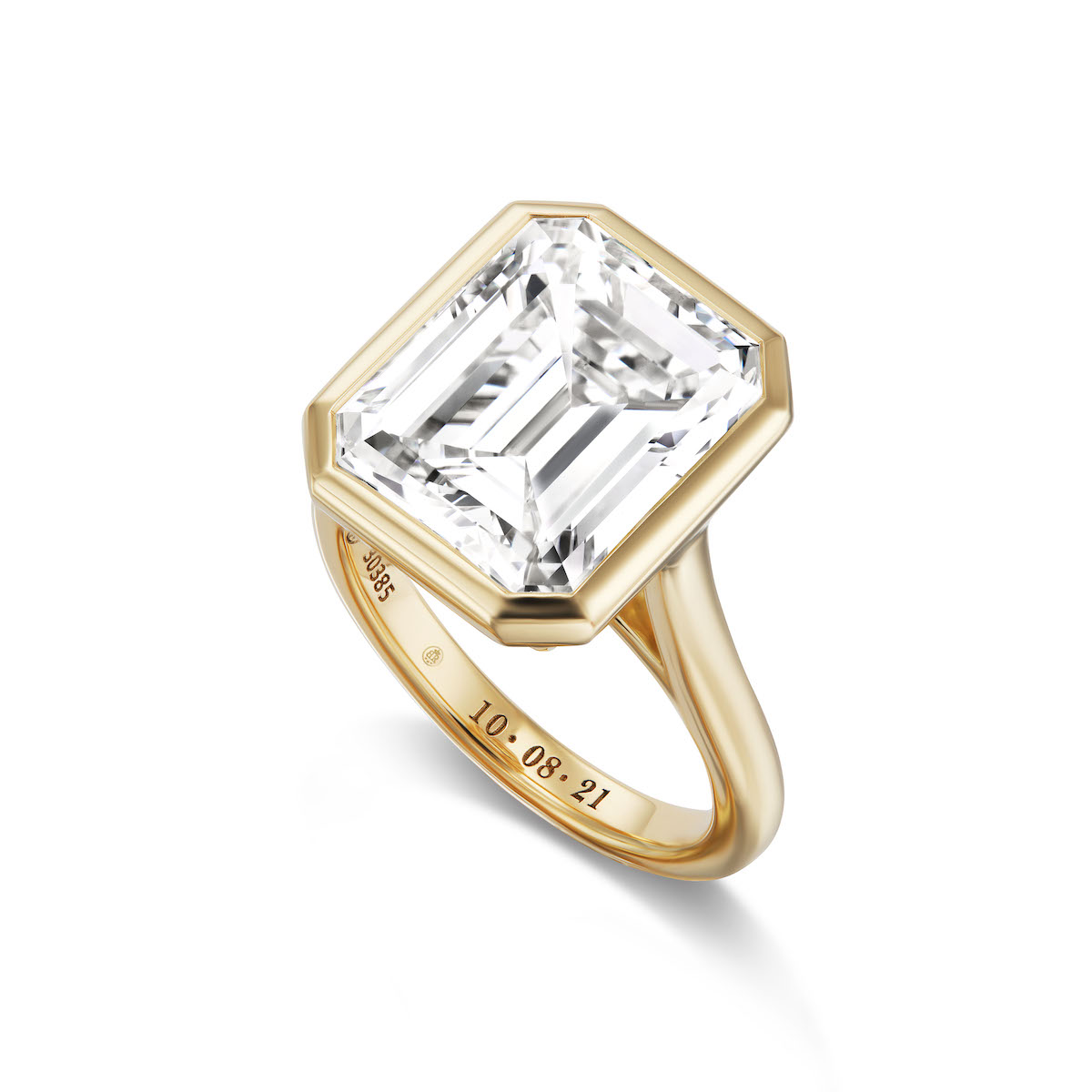 briony raymond diamond engagement ring look bigger  sloan solitaire
