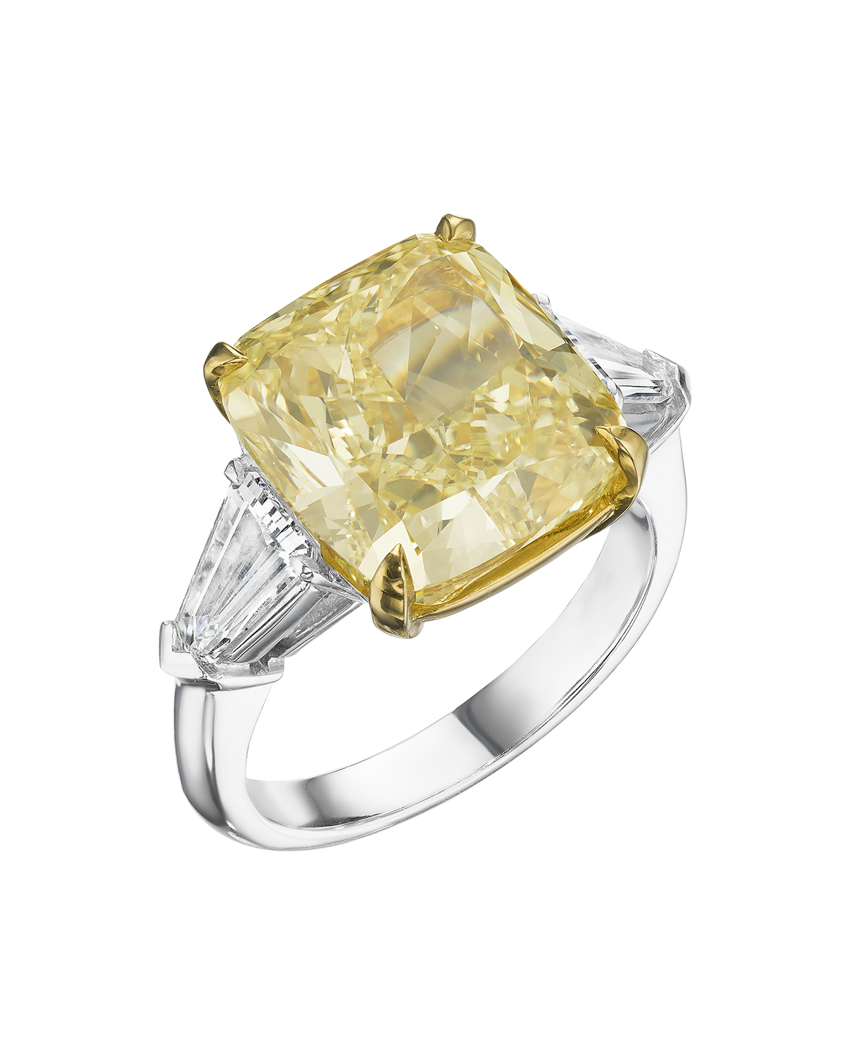 Valentine’s Day Diamond Gift Guide: Shop Like A Celebrity 10 valentine's day jewelry gift diamond ring zendaya bulgari