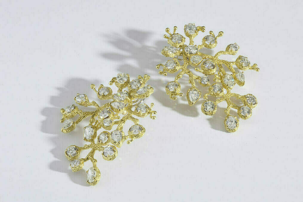 The Story Behind the Matturi Diamonds Viola Davis Wore to “The First Lady” Premiere 1 The Story Behind the Matturi Diamonds Viola Davis Wore to “The First Lady” Premiere