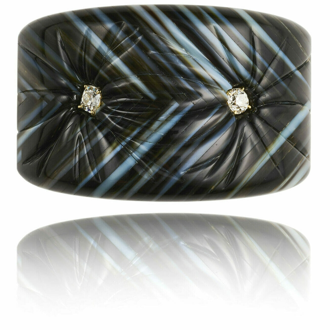 Le fabuleux Diamond Fishbone Bangle de Mélanie Georgacopoulos 1 Le fabuleux Diamond Fishbone Bangle de Mélanie Georgacopoulos