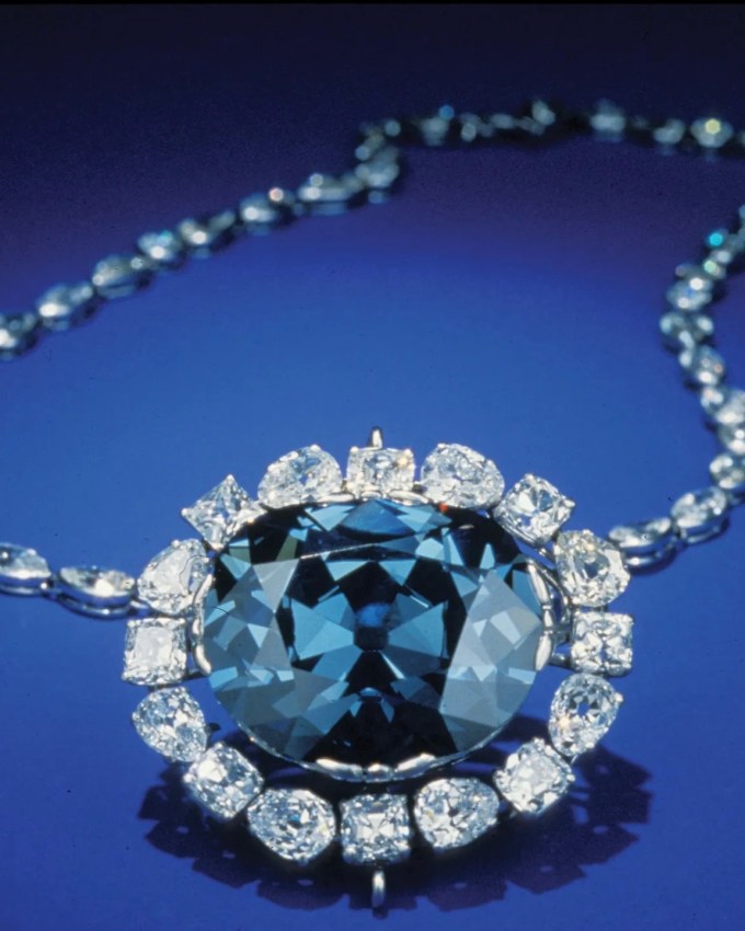 The Hope Diamond Cursed History and Science Behind The Blue Gemstone.jpg