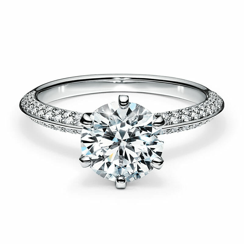 round diamond engagement ring