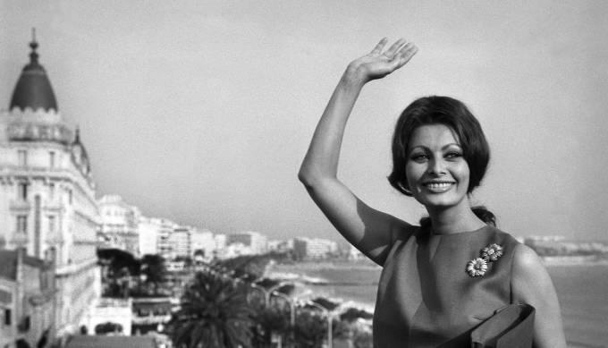 Sophia Loren Wore Floral Diamond Brooches to the 1966 Cannes Film Festival