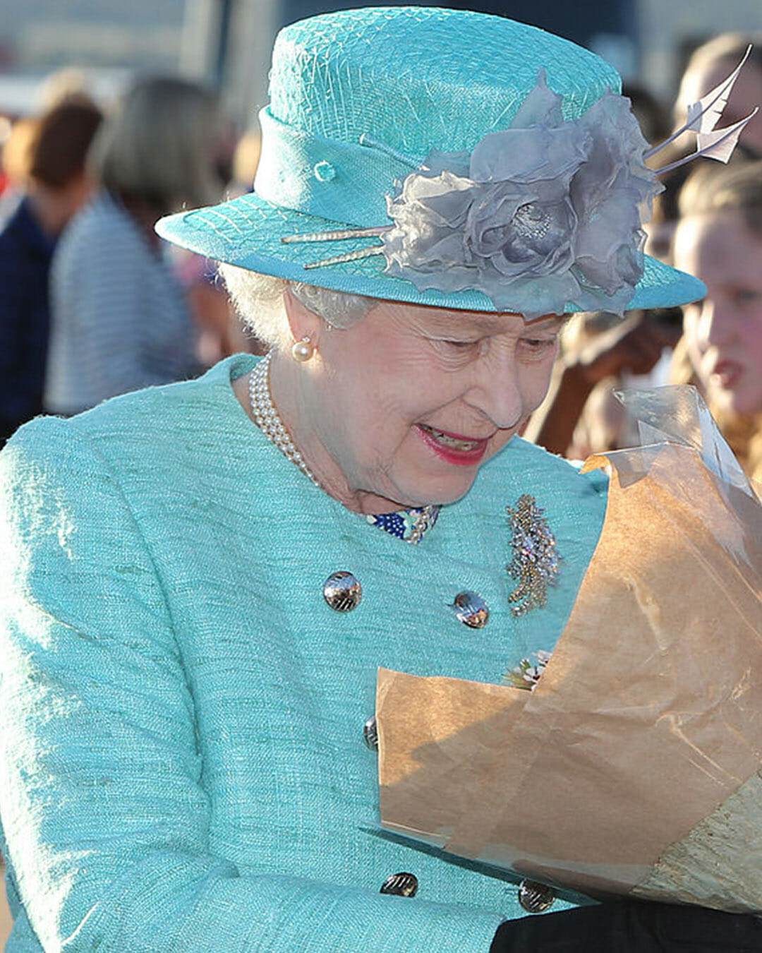 the queen elizabeth's jewels jubilee diamond royal